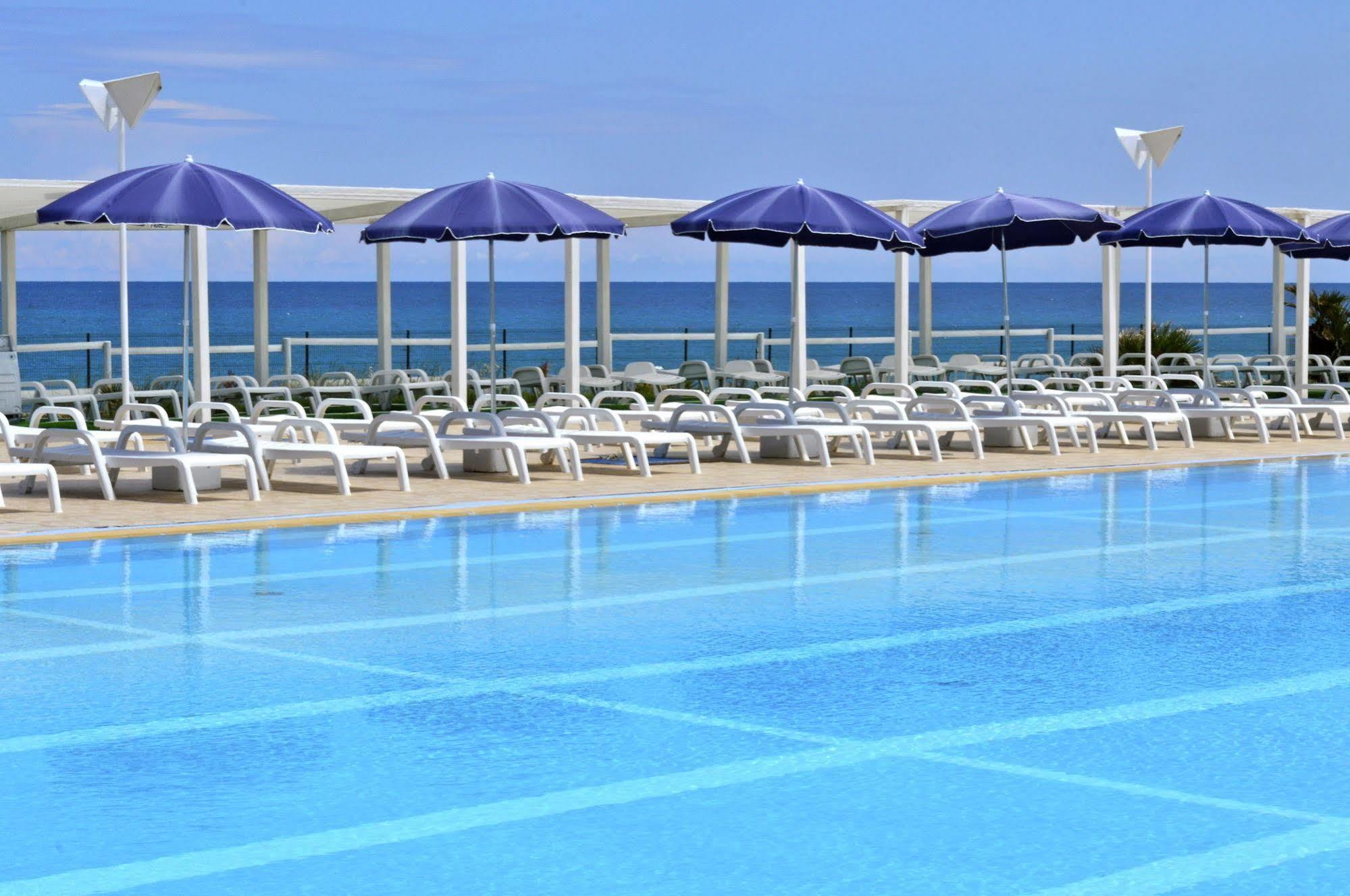 Villaggio San Giovanni Сан Джорджо Йонико Екстериор снимка